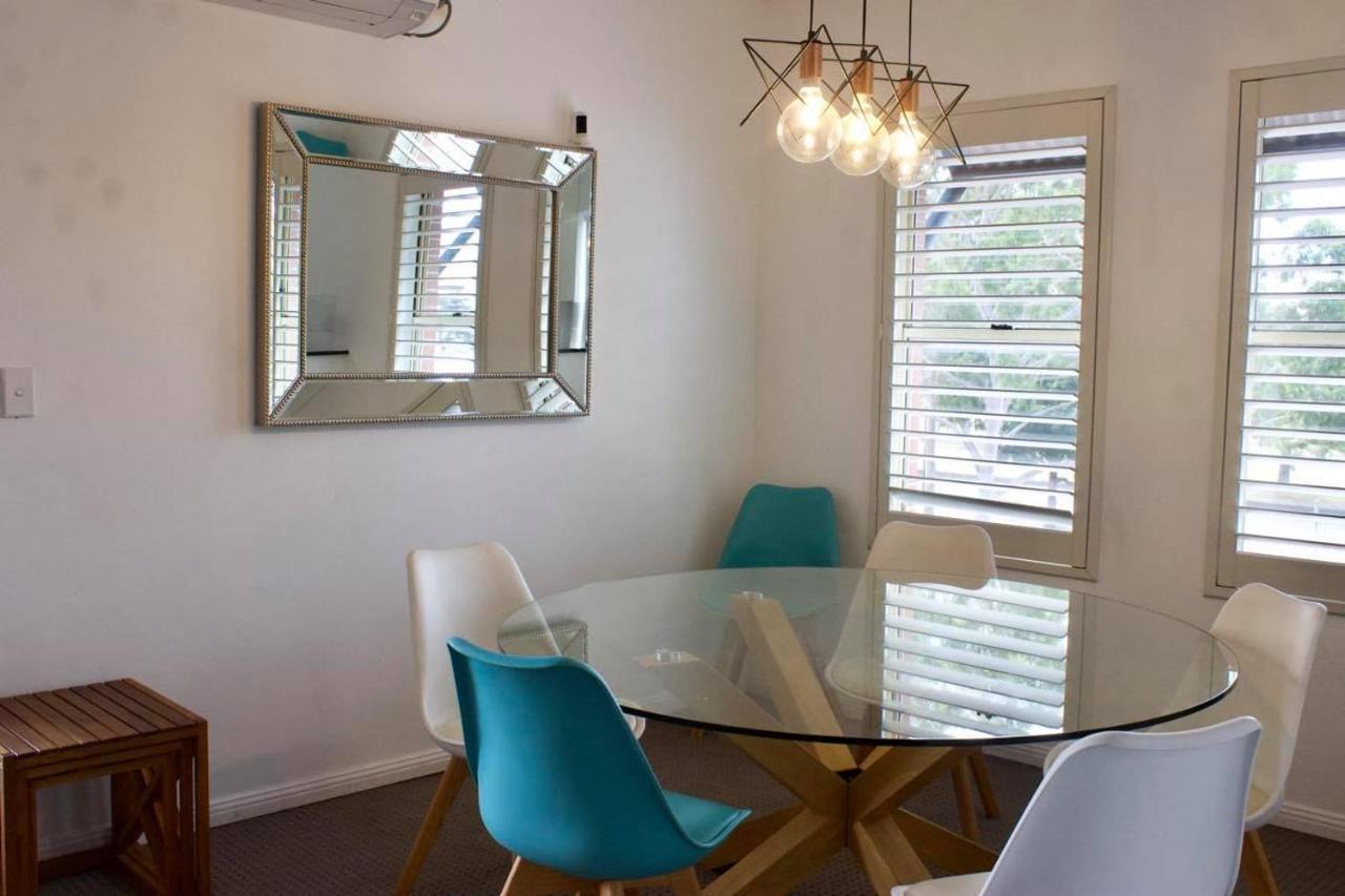 Apartment Away From Parramatta *